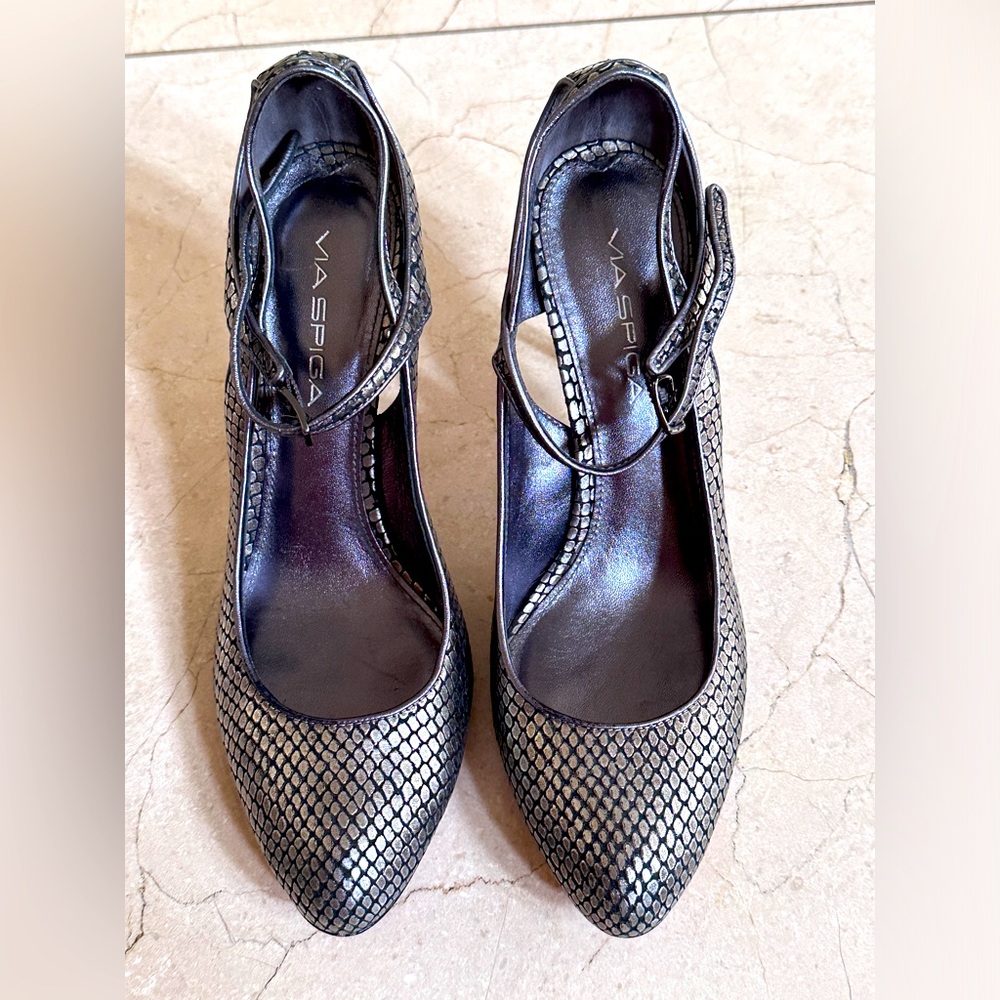 Via Spiga leather shoes size 7.5